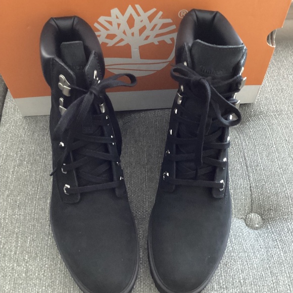 Timberland Women's Carnaby Cool 6" Water Resistant Boots, size 9 - Picture 12 of 12